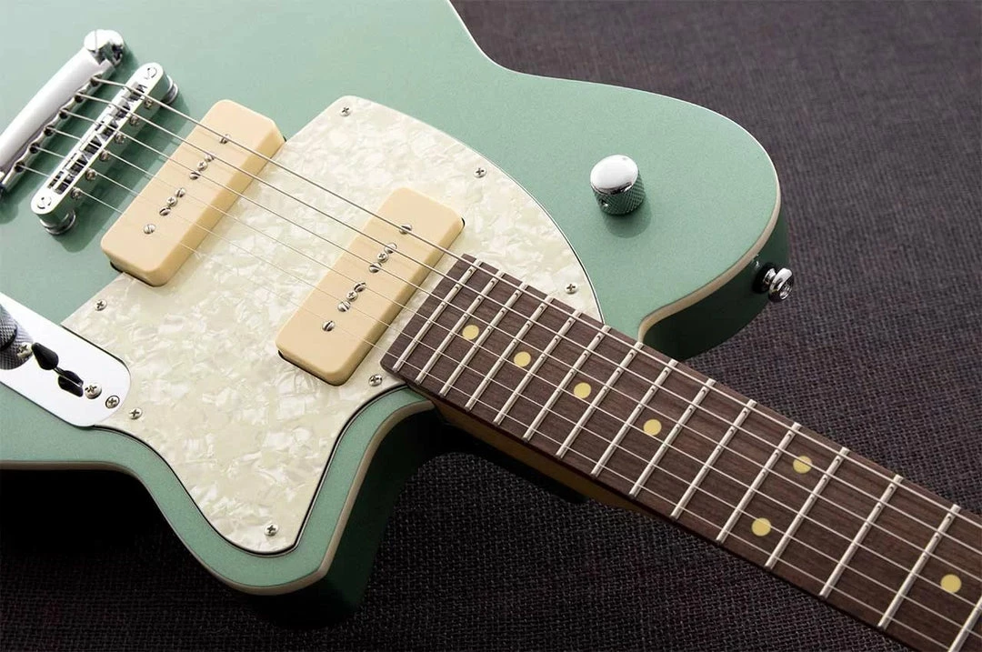 Promo 🤩 Reverend Charger 290 Metallic Alpine *Free Shipping In The USA* 🛒 3 Reverend Charger 290 Metallic Alpine *Free Shipping In The USA*