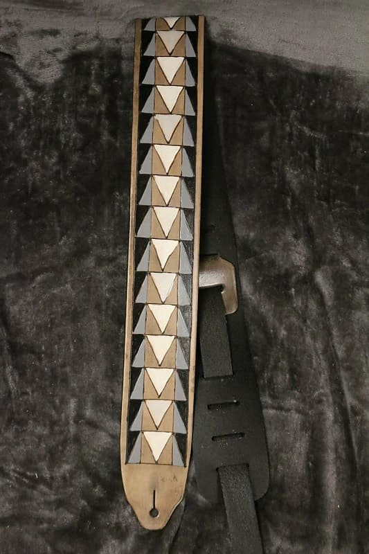 Coupon 💯 Empire Guitars Moxie And Oliver Balance Guitar Strap *Free Shipping In The US* Accessories ✨ 1 Empire Guitars Moxie And Oliver Balance Guitar Strap *Free Shipping In The US* Accessories