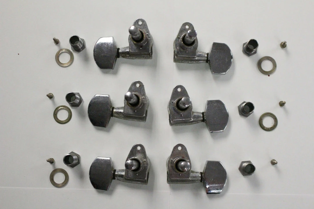 Coupon ๐ Empire Guitars Vintage Gibson SG Tuning Machines (Set Of 6) Used Accessories ๐ 2 Empire Guitars Vintage Gibson SG Tuning Machines (Set Of 6) Used Accessories