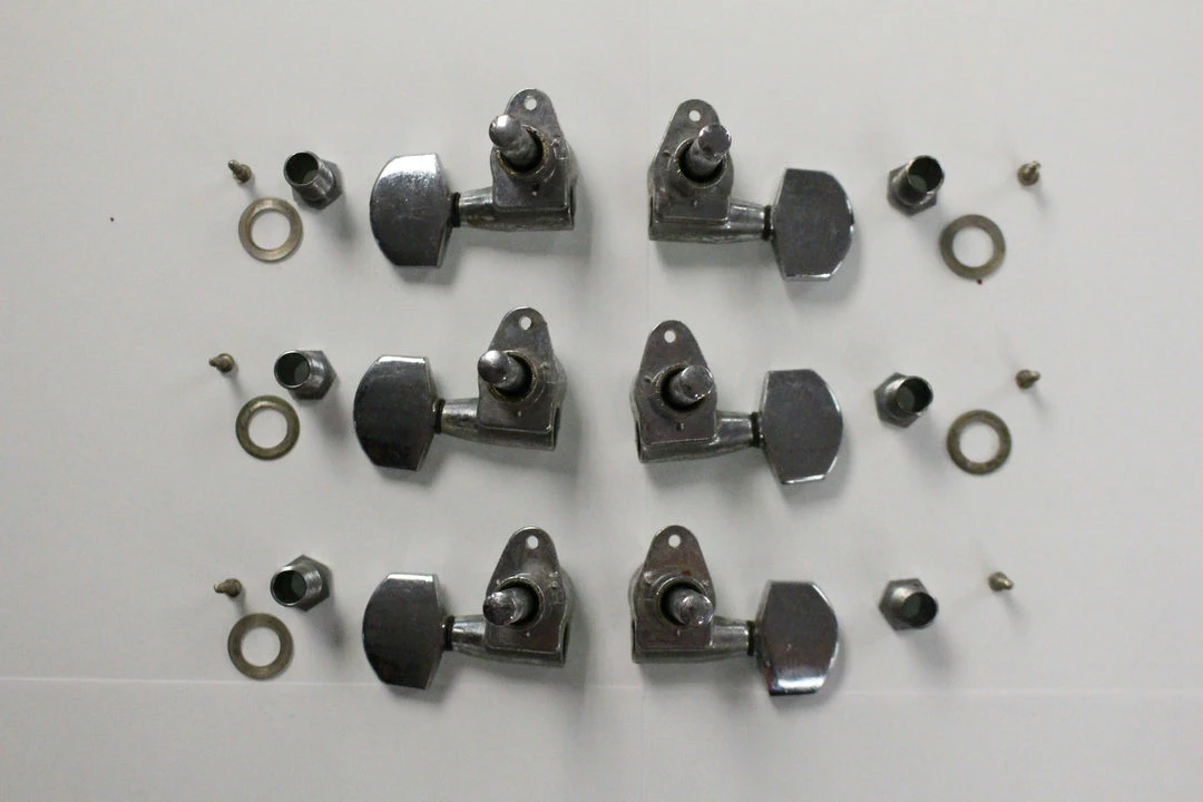 Coupon ๐ Empire Guitars Vintage Gibson SG Tuning Machines (Set Of 6) Used Accessories ๐ 1 Empire Guitars Vintage Gibson SG Tuning Machines (Set Of 6) Used Accessories