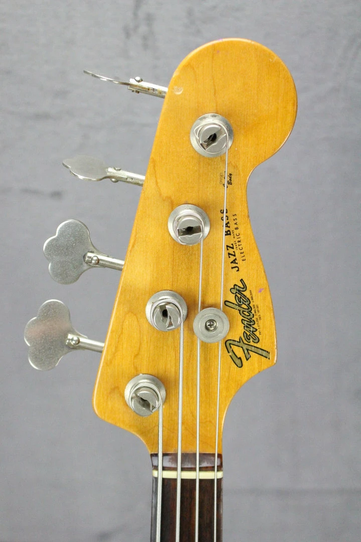 Discount ✔️ Empire Guitars 2001 Fender American Vintage '62 Reissue Jazz Bass 😍 5 Empire Guitars 2001 Fender American Vintage '62 Reissue Jazz Bass